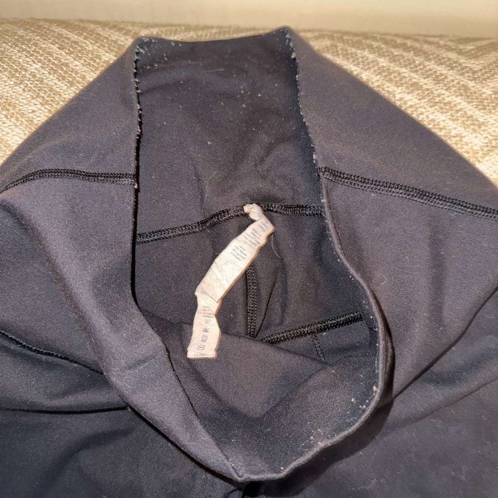 Lululemon wunder under black leggings